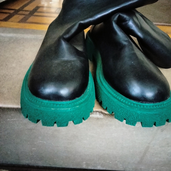 Women booties - Picture 9 of 15